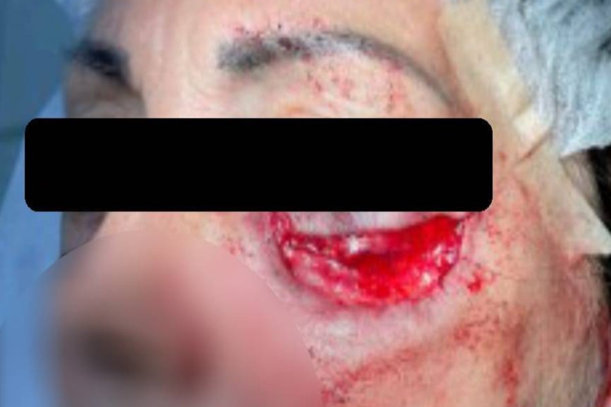 Pacientes fizeram reclamações na clínica