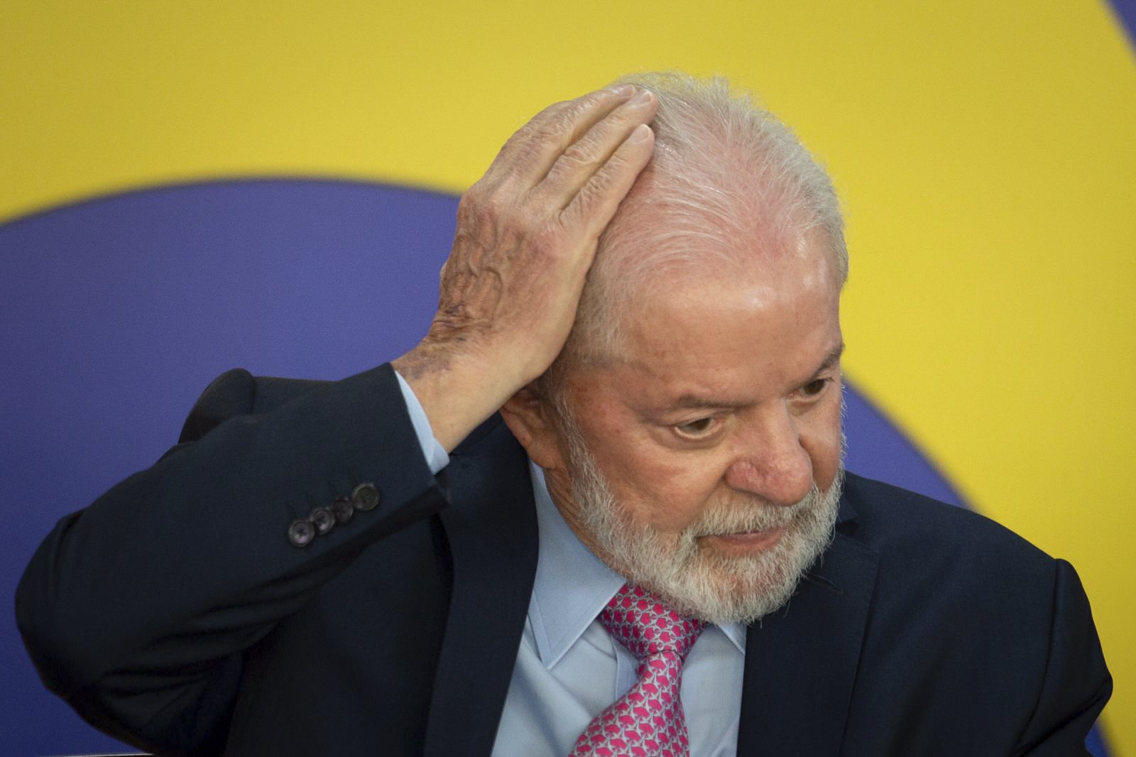 Pedido de impeachment de Lula ultrapassa 90 assinaturas na Câmara |  Metrópoles