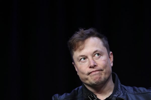 Juíza anula 'maior pagamento da História', de quase R$ 277 bilhões, feito pela Tesla a Elon Musk