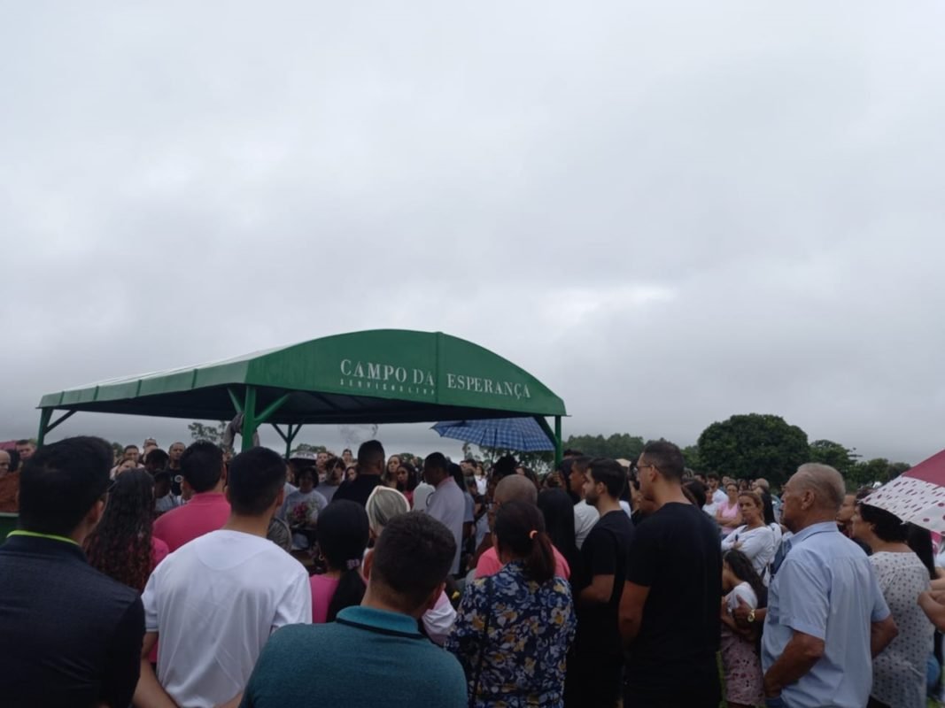 Gabriela enterrada nesta quarta-feira (31/8) no cemitério do Gama, região administrativa em que morava. O velório teve início às 15 horas e o sepultamento às 16h30.