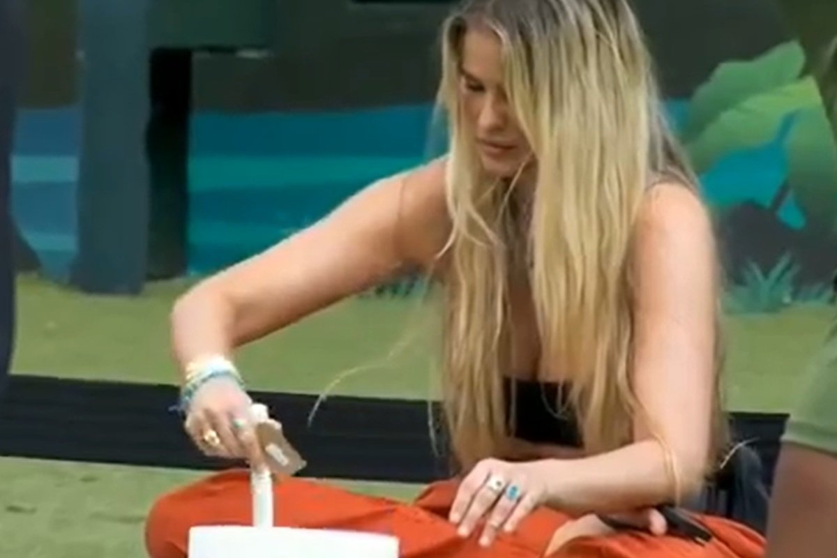 Print de um vídeo colorido de Yasmin Brunet no BBB 24 - Metrópoles