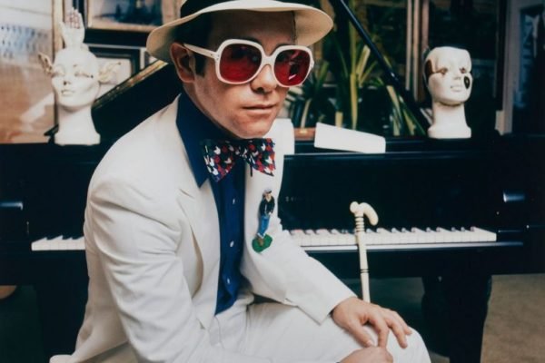 Retrato de Elton John