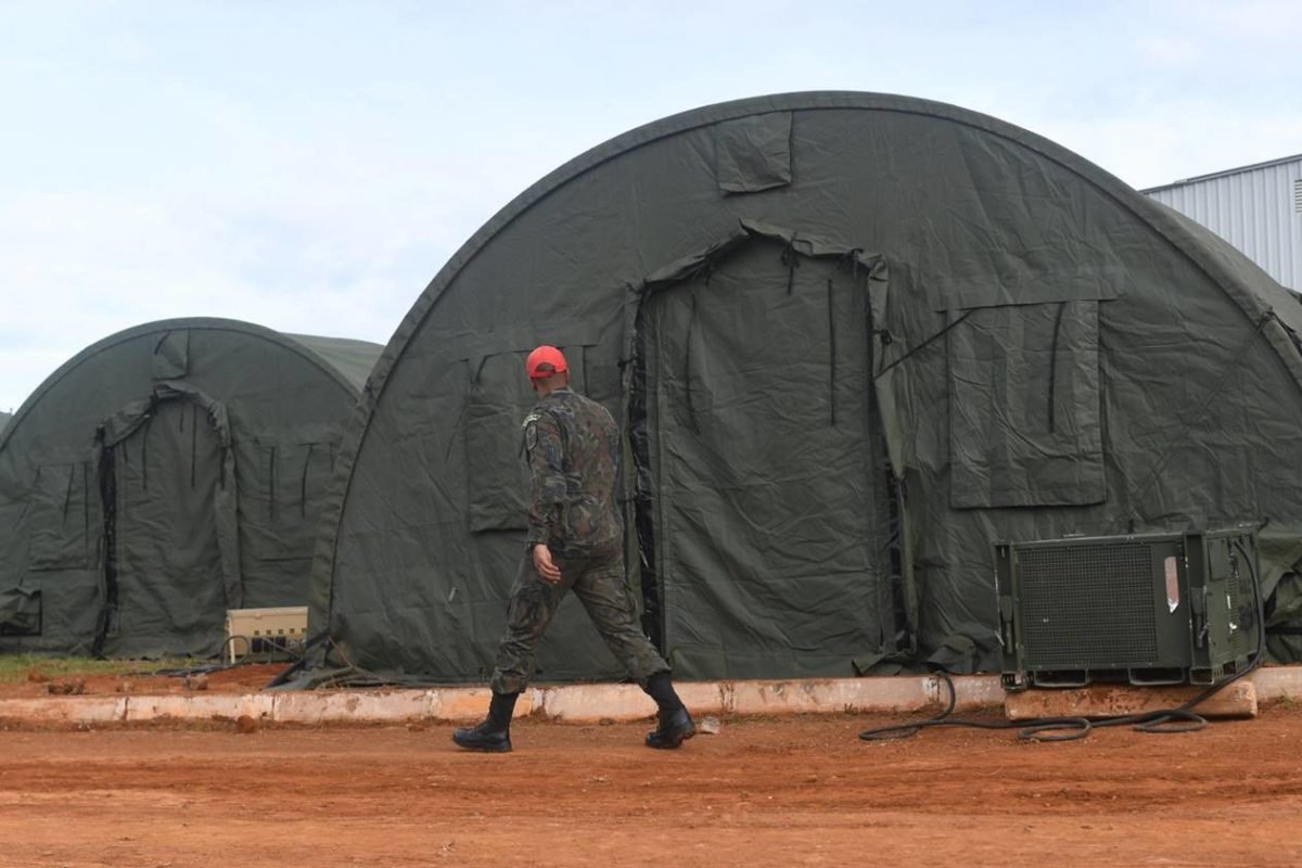 Imagem colorida do hospital de campanha montado em Ceilândia - Metrópoles