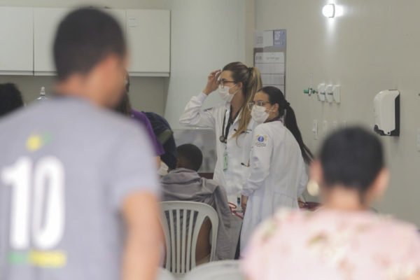 Hospital de Campanha atende 7 mil com suspeita de dengue no Carnaval