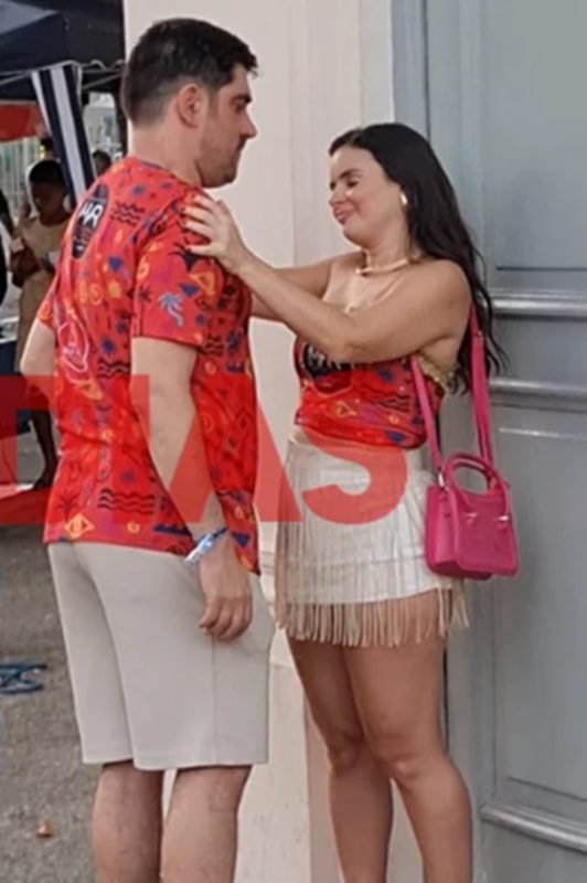 Marcelo Adnet traindo esposa após carnaval na sapucaí - Metrópoles