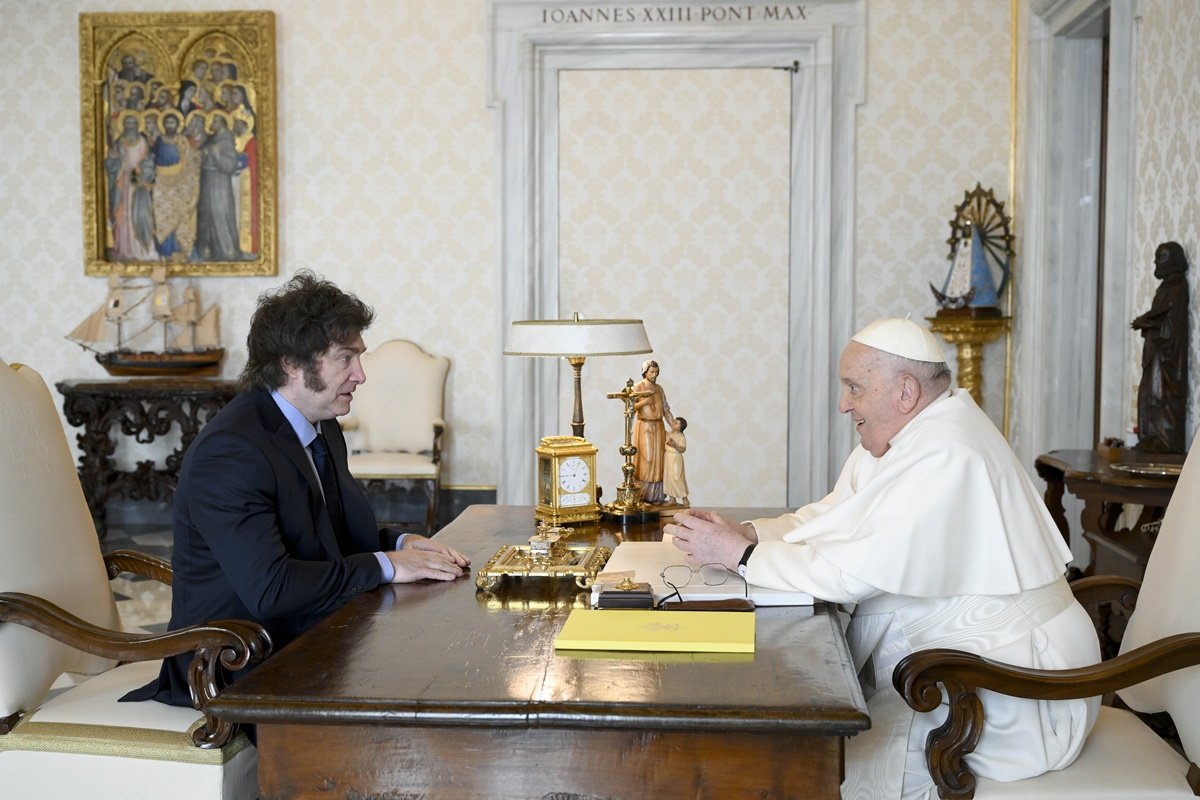 Encontro entre papa Francisco e o presidente argentino Javier Milei no Vaticano