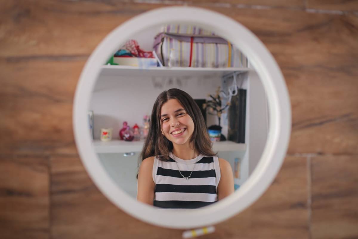 Livia Xavier vai cursar Ciência e Tecnologia na Ilum