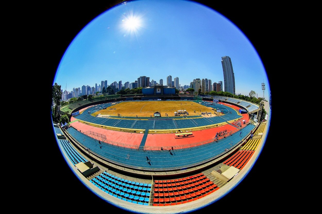 Abandonada, pista do Ibirapuera já recebeu estrelas do atletismo em SP ...