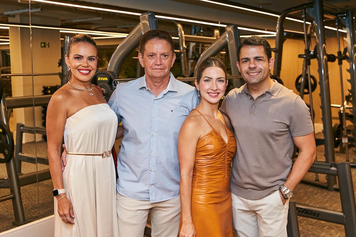 Convidados na inauguração da academia Six