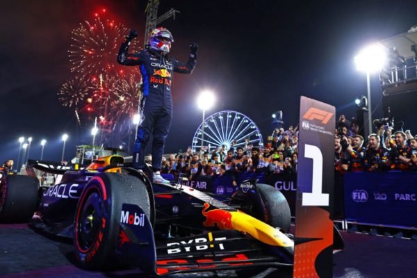 Fórmula 1: atual campeão, Verstappen vence primeira prova da temporada