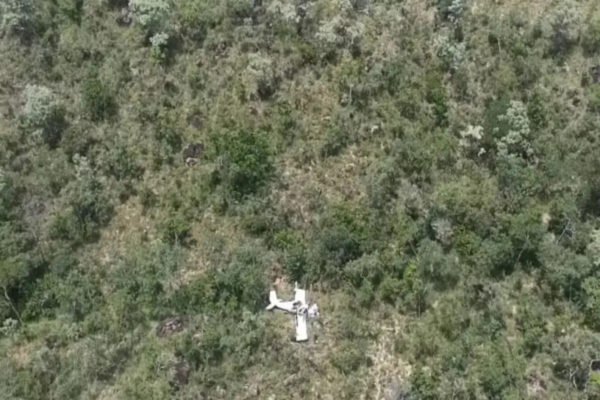Queda de avião na vegetação de Barreiras, na Bahia vítimas