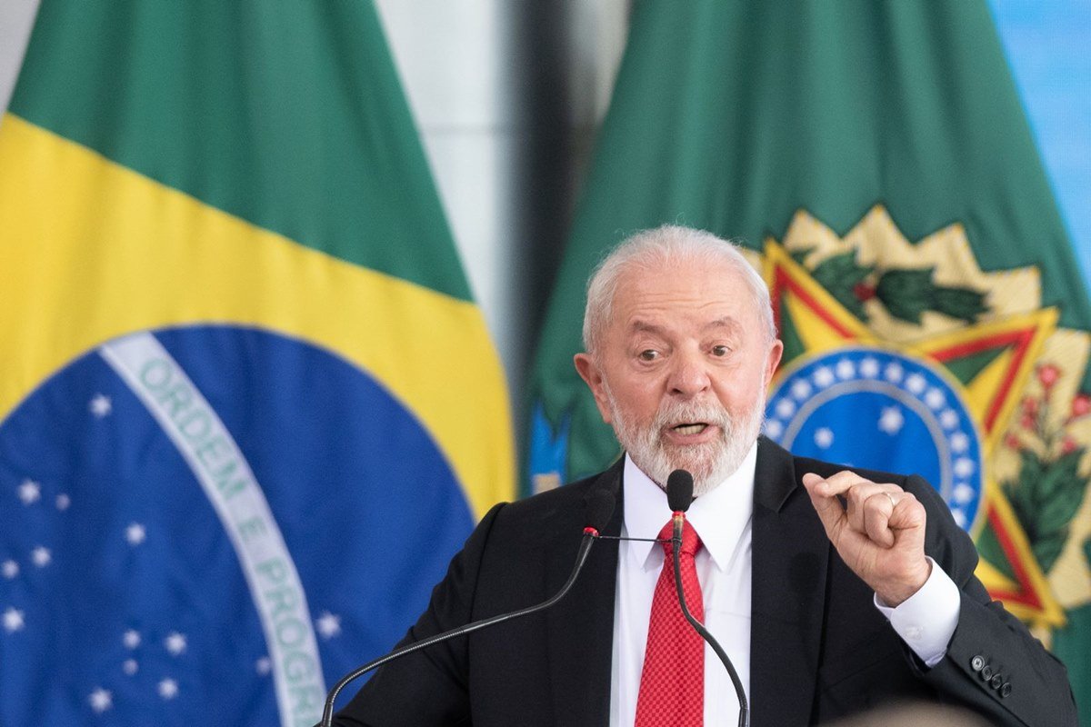 Imagem em destaque Lula protesta contra ataques a Vini Jr.: “Barbárie racista”