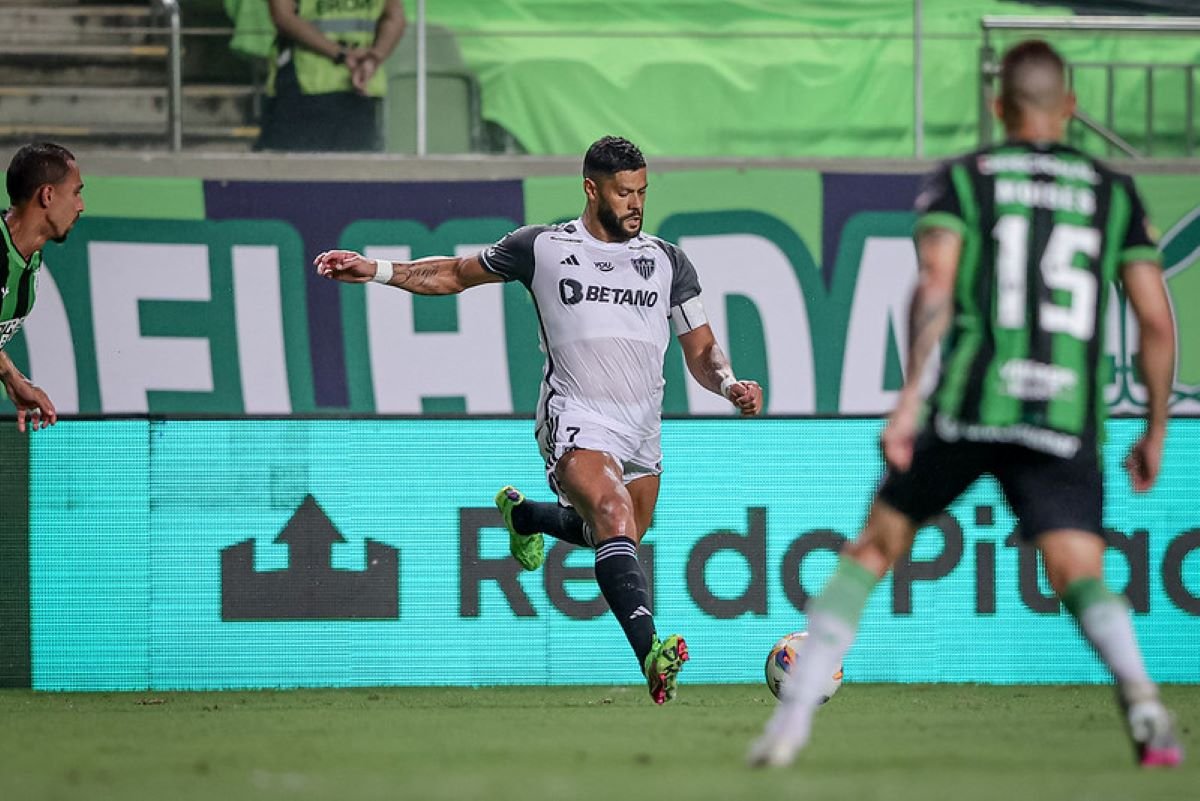 Atlético Mg Sofre Mas Avança E Enfrenta Cruzeiro Na Final Do Mineiro