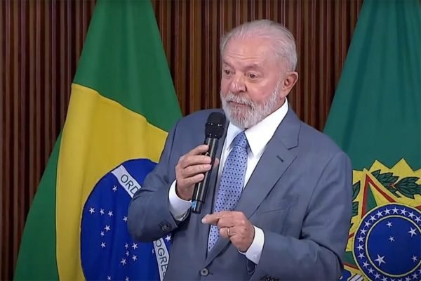 Imagem colorida do presidente Luiz Inácio Lula da Silva - Metrópoles