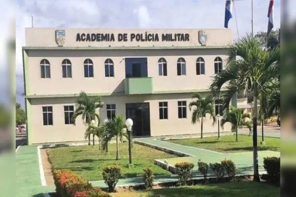 Imagem colorida academia de polícia de Alagoas - Metrópoles
