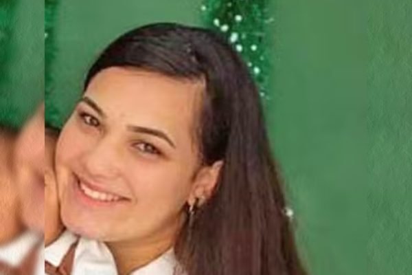 Rayssa, o marido e o filho morreram baleados dentro de carro em Niterói