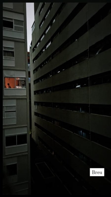 foto colorida de falta de luz no centro de SP; apagão da Enel - Metrópoles