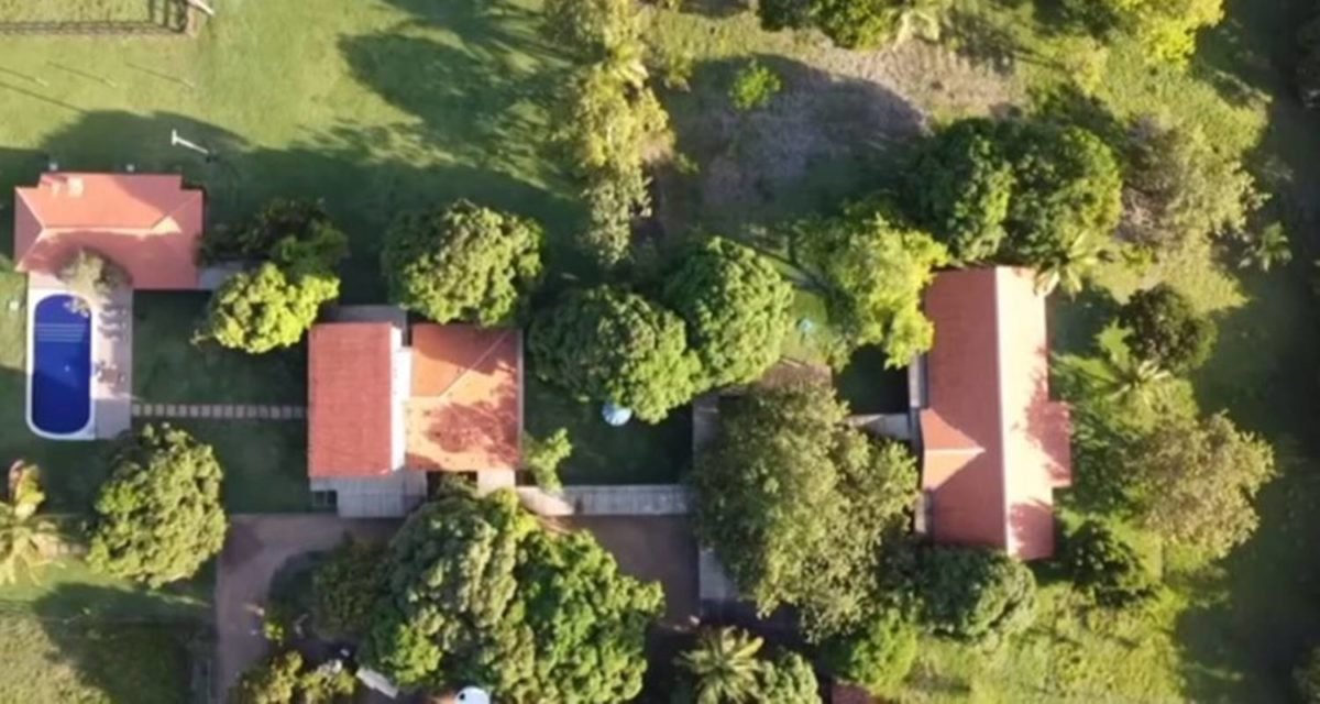 Foto colorida da fazenda de Carlinhos Maia - Metrópoles