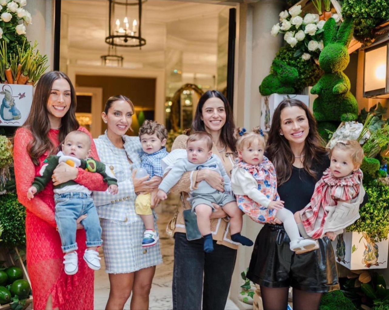 Em clima de Páscoa, Lelê Saddi celebra o 1º ano do filho, Francisco