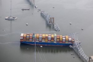 Navio derrubou ponte sobre o rio Patapsco, em Baltimore, Estados Unidos