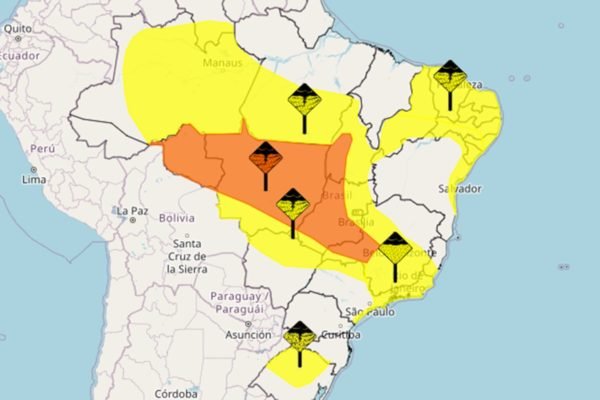 Foto colorida de previsão do Inmet para o feriado - Metrópoles