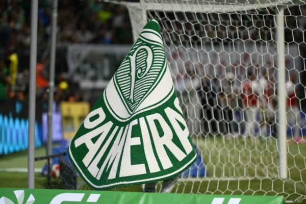 Endrick decide e Palmeiras vai à quinta final consecutiva de Paulistão