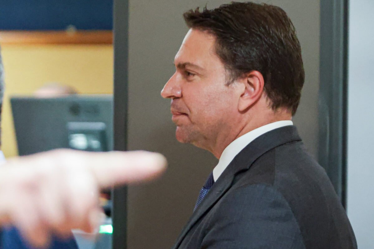 Urgente! Líder do PT Aciona a Interpol e Exige Prisão de Ramagem Após Revelações Bombásticas