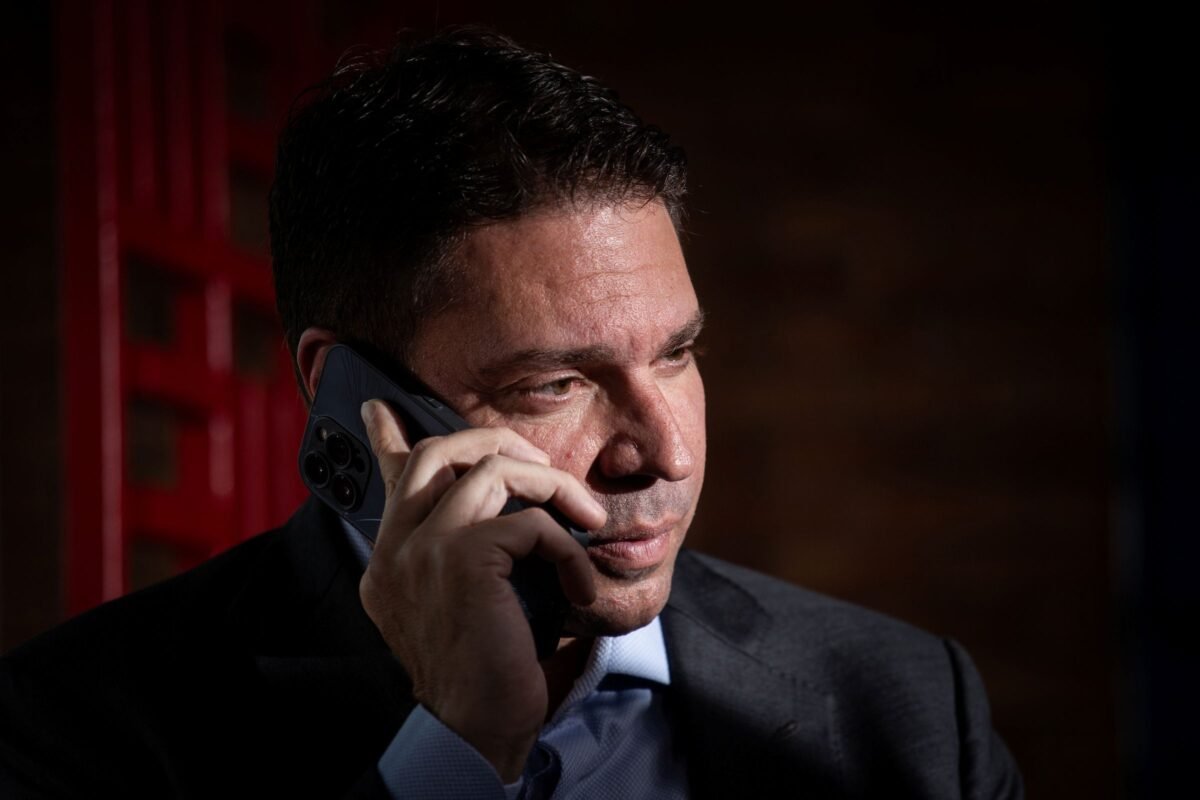 Ramagem Foge do Brasil e Desperta Inveja em Bolsonaro: Entenda o Escândalo!