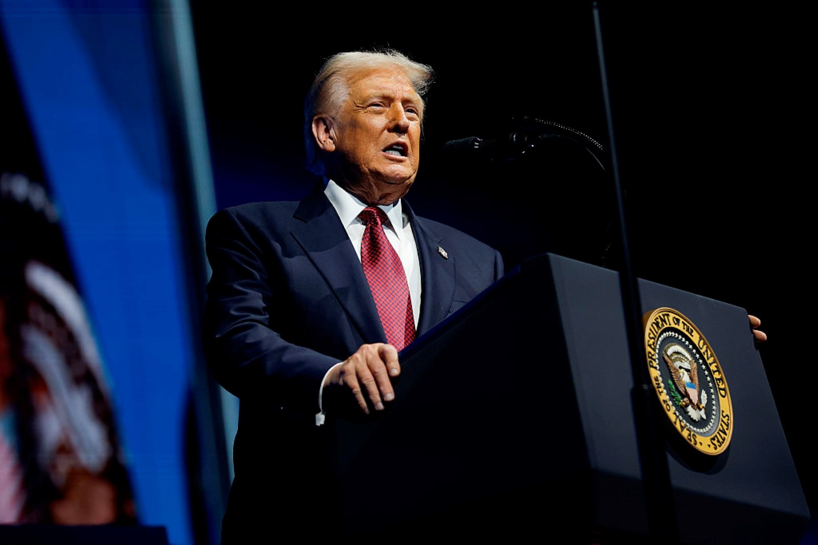 Após Ucrânia, Gaza e Irã, Trump decide mediar guerra no Sudão