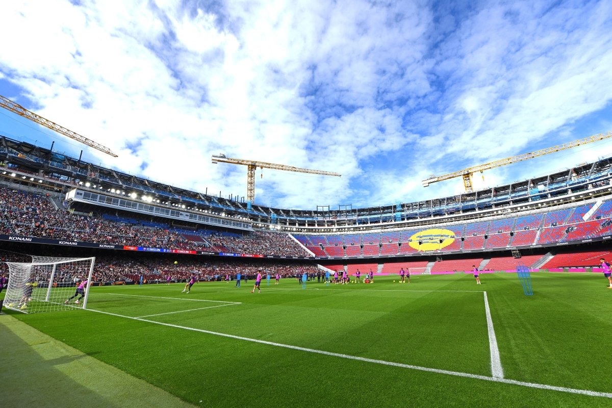 Retorno do Barcelona ao Camp Nou vira alvo de polêmica; entenda