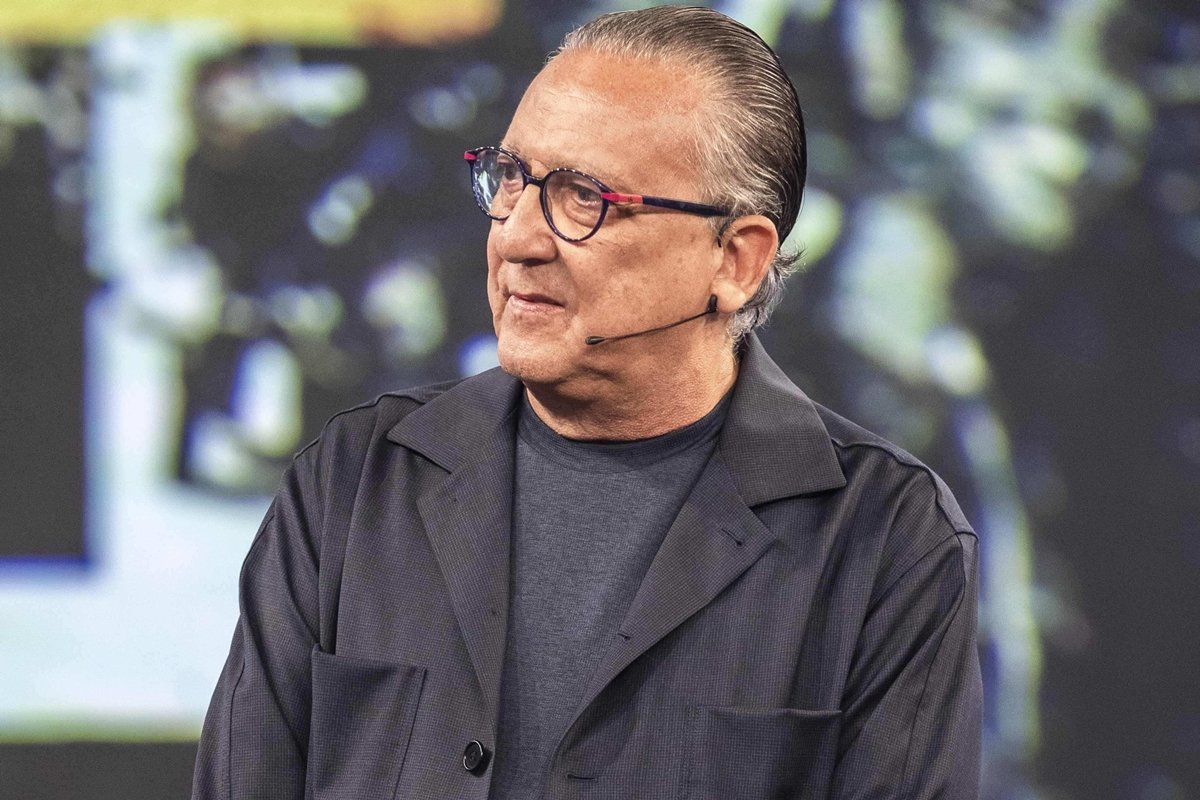 Família celebra alta e atualiza quadro de saúde de Galvão Bueno