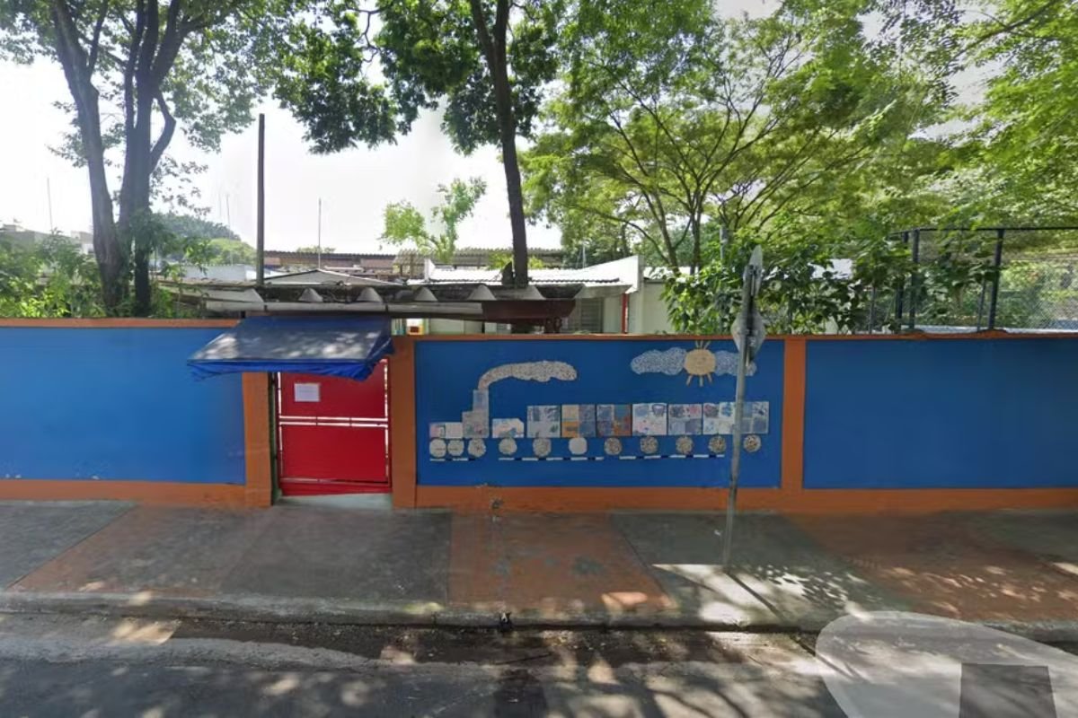 Desenho de orixás: diretora de escola pede afastamento após ação da PM