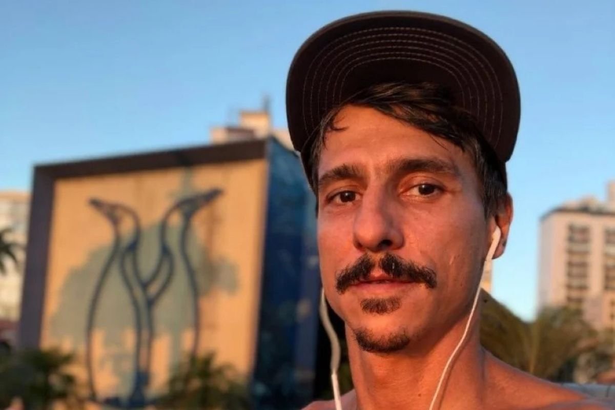 “Floresta de maconha”: cantor Gustavo Fildzz é condenado por tráfico