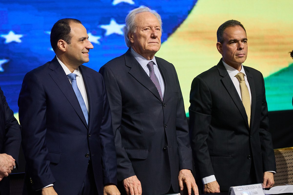 OAB celebra 95 anos com solenidade prestigiada no Teatro Nacional