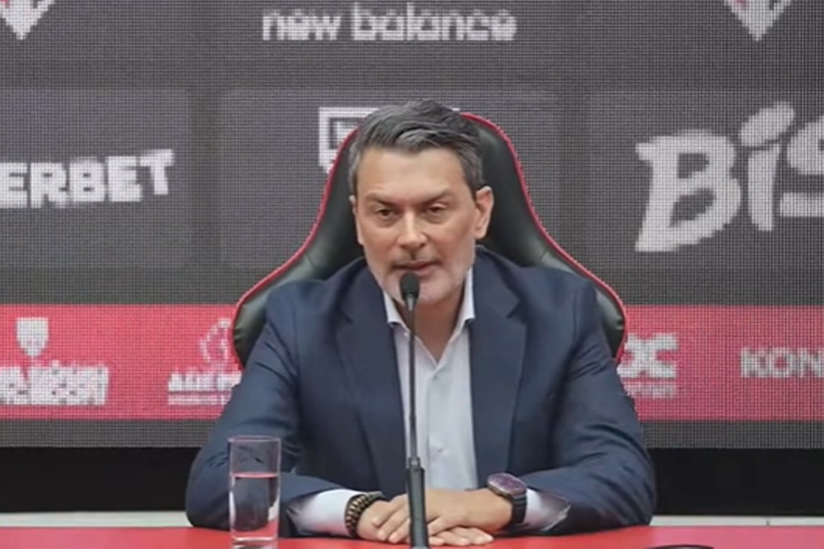 Diretor do São Paulo atualiza situações de Oscar e Lucas Moura