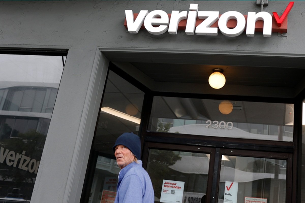 Urgente! Gigante da Telefonia Anuncia Demissões em Massa: 13 Mil Empregos em Risco!