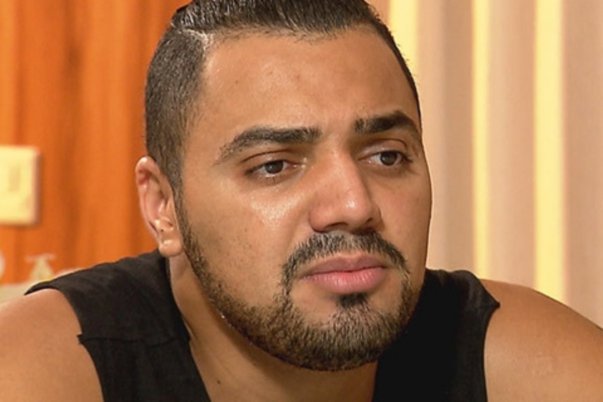 Ex-assessor rebate Tirullipa e reacende escândalo de traição