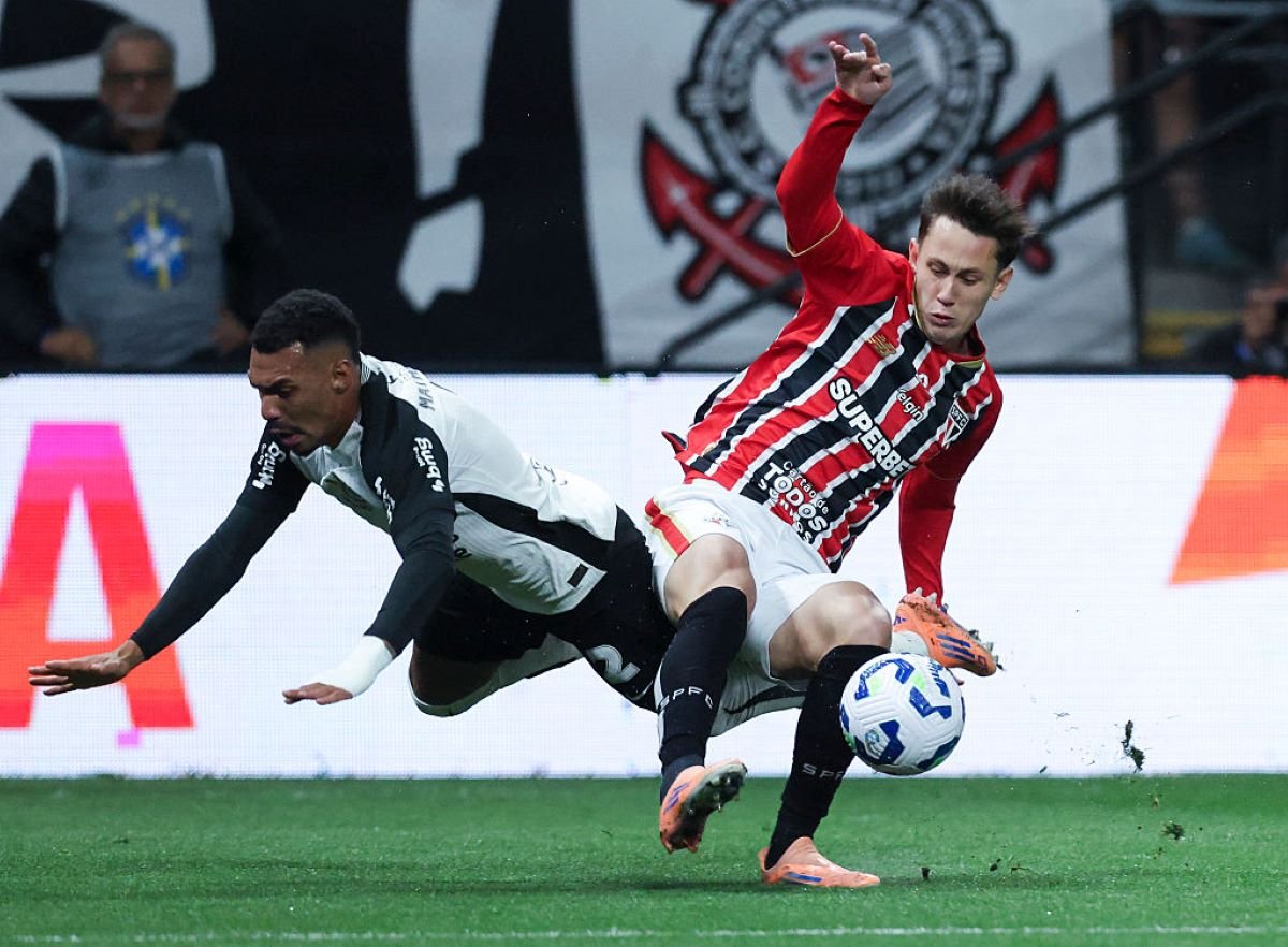 Brasileirão: veja os melhores momentos de Corinthians 3 x 1 São Paulo