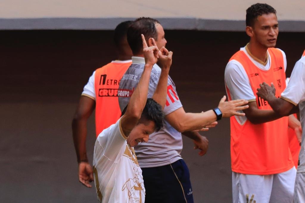 Série D do Brasileiro BRASILIENSE X CALDENSE MG mané garrincha pandemia