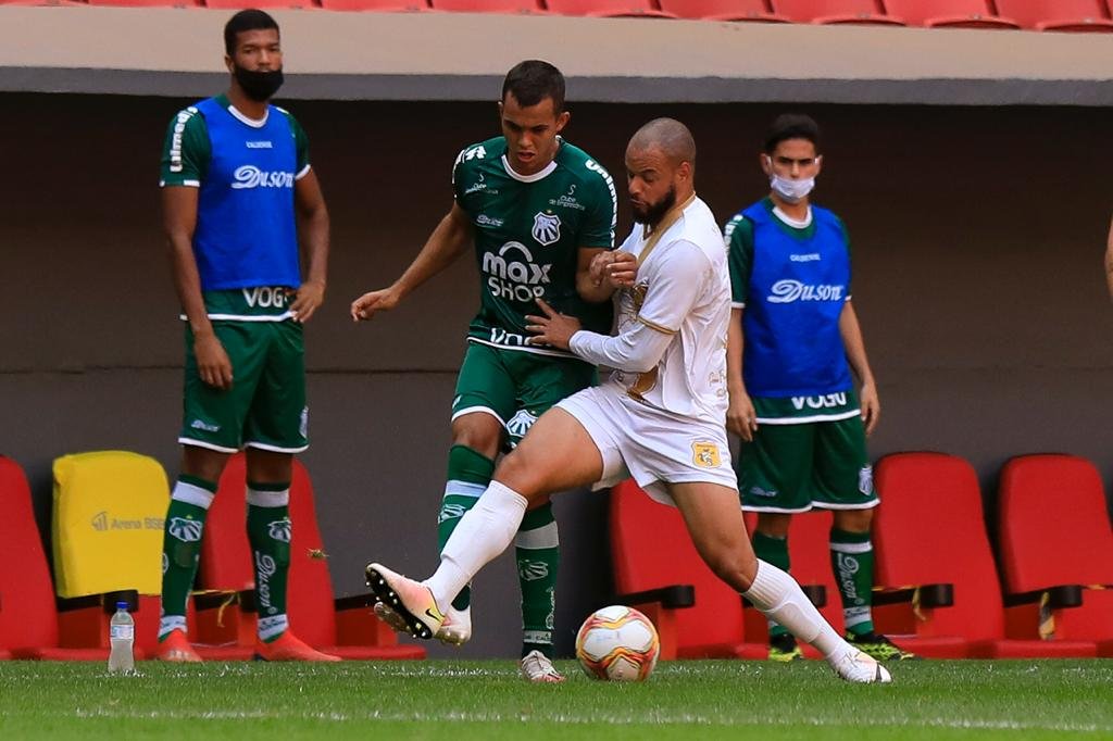 Série D do Brasileiro BRASILIENSE X CALDENSE MG mané garrincha pandemia