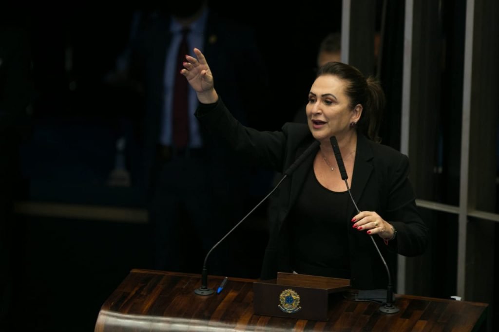 sessão de votação do novo presidente do Senado Federal 16