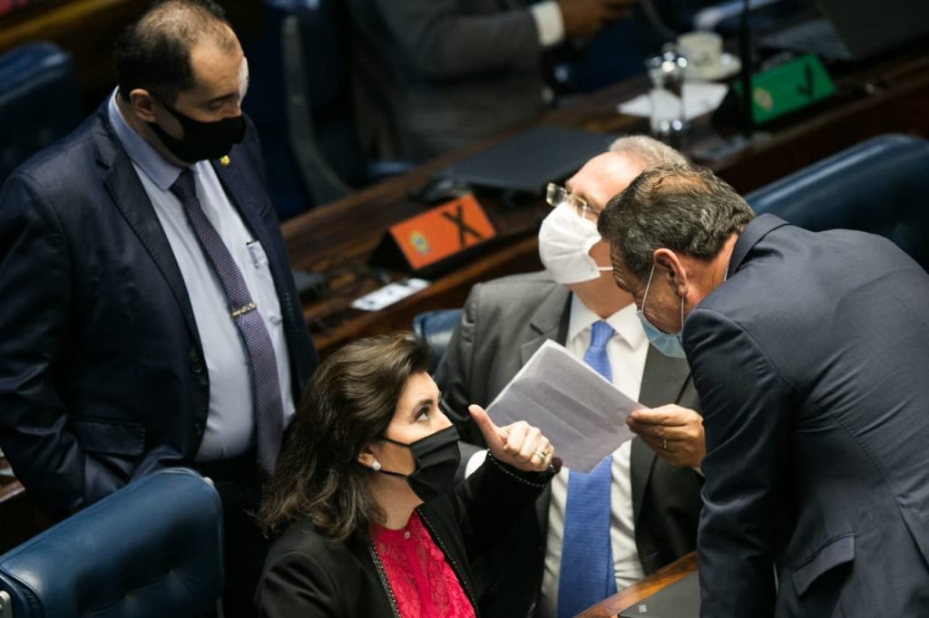 sessão de votação do novo presidente do Senado Federal 16