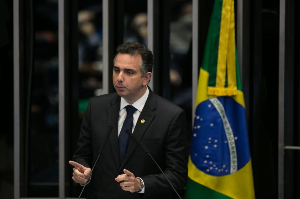 sessão de votação do novo presidente do Senado Federal 16