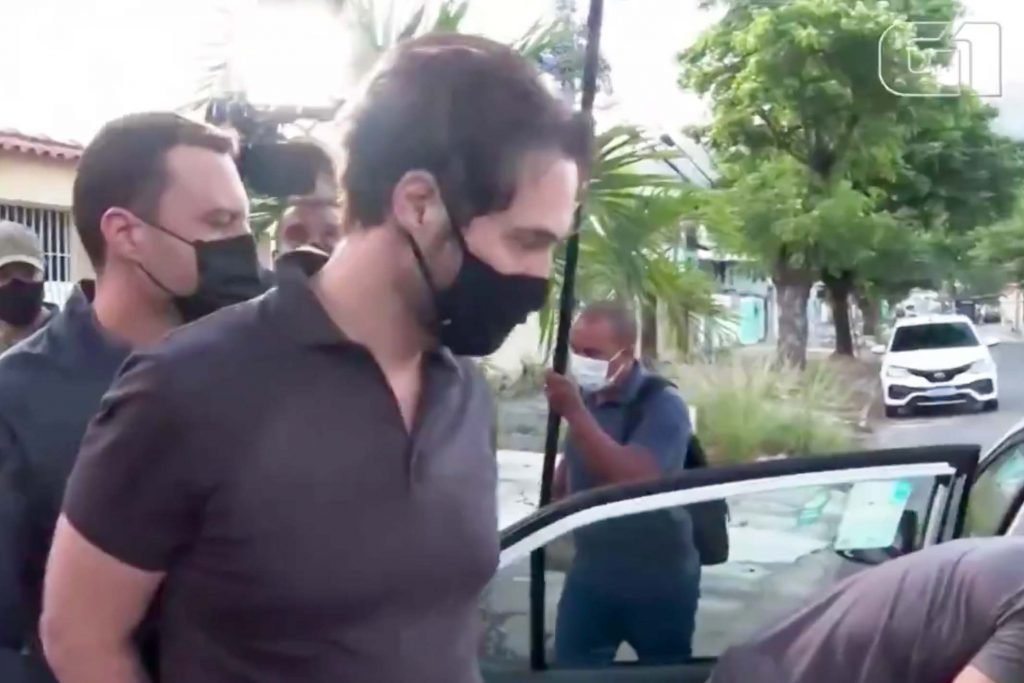 prisao jairinho e mãe do henry Monique Medeiros durante prisão 4