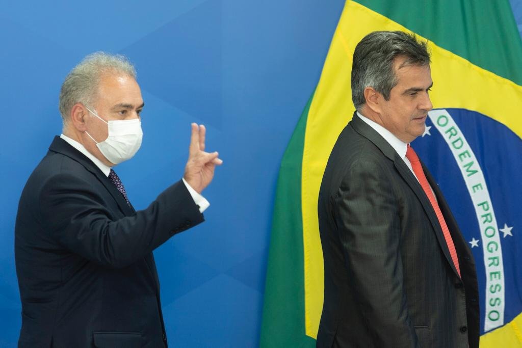 Coletiva de imprensa sobre passaporte de vacina com os Ministros Ciro Nogueira e Marcelo Queiroga, e Bruno Bianco, advogado-geral da União 10