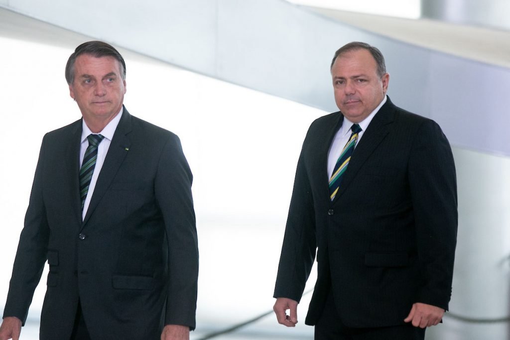 Ministro da saúde Eduardo Pazuello no governo bolsonaro