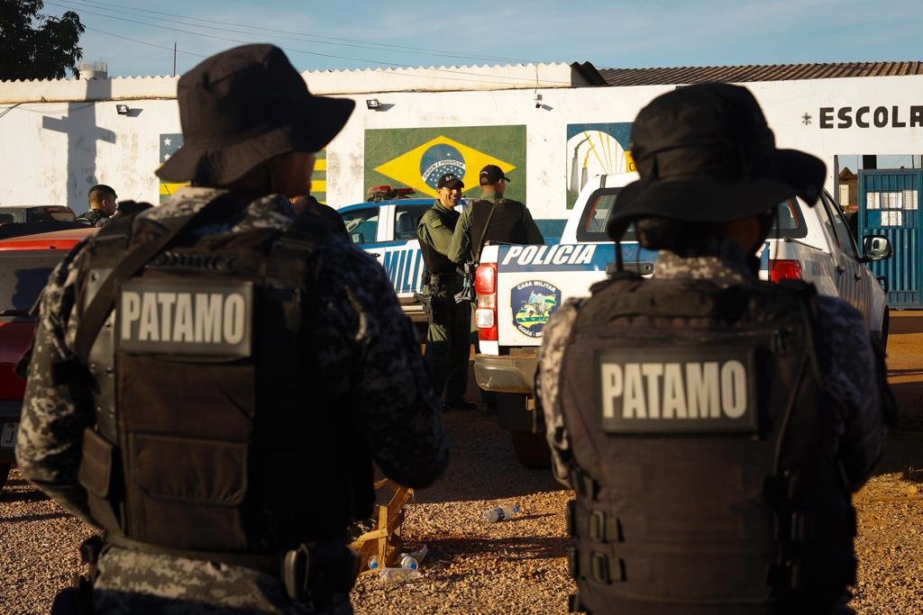 caso Lázaro Barbosa policiais procuram o maniaco do goiás crime assassino