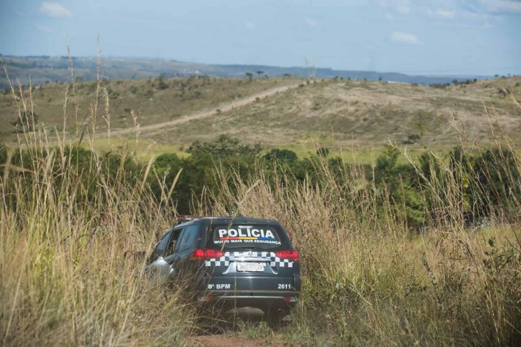 Corpo da Cleonice encontrado no incra 9 vitima do Lázaro Barbosa policiais procuram o maniaco do goiás crime assassino 39