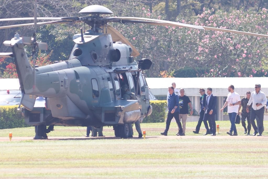 7 de setembro protesto brasil brasilia bolsonaro stf helicoptero esplanada DF 1