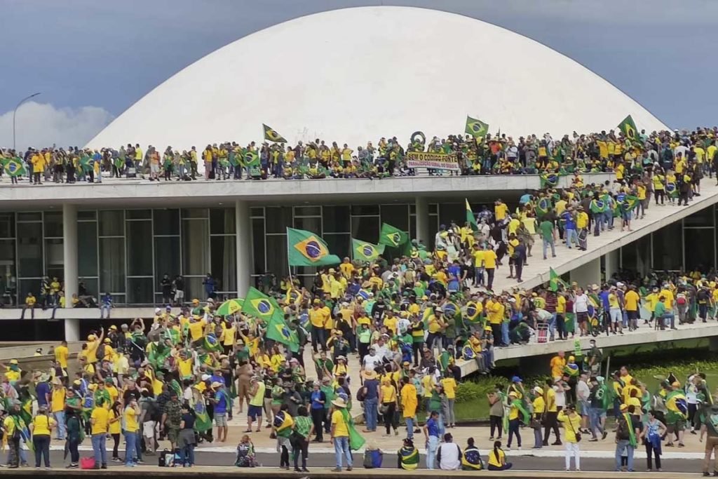 Projeto no Senado prevê memorial sobre atos antidemocráticos de 8/1